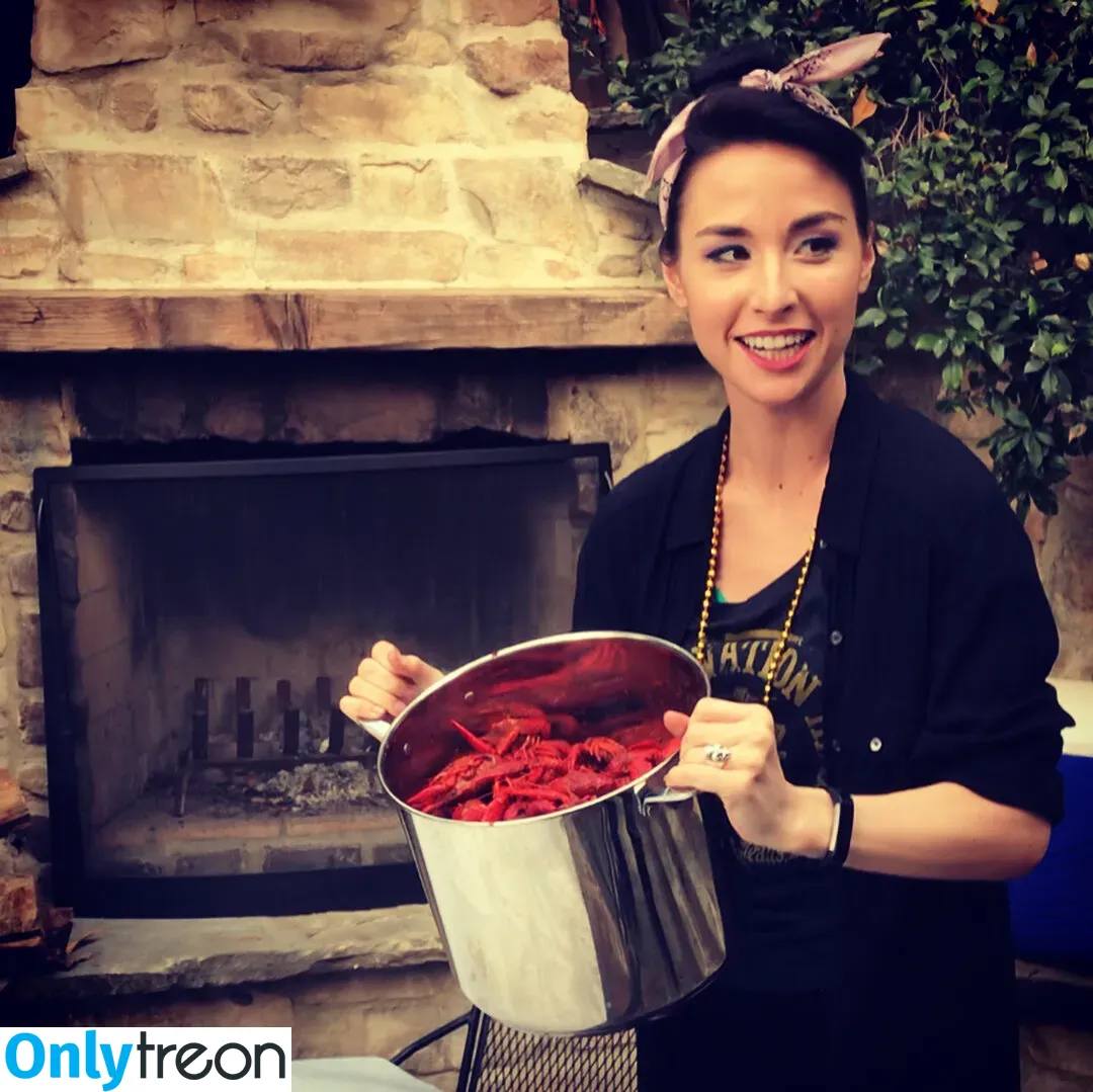 Allison Scagliotti голая photo #0065 (wittyhandle)