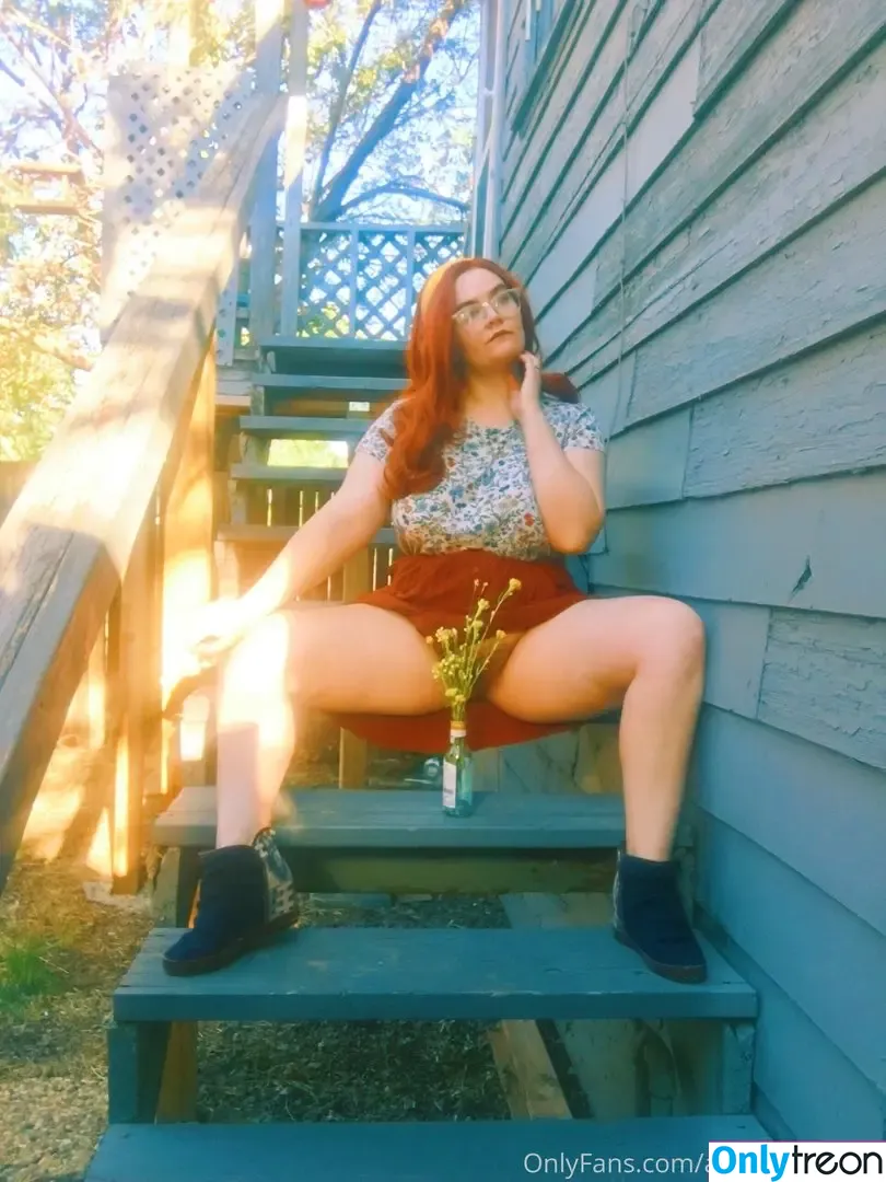 Allisonivyx голая photo #0142 (allisonivymusic)