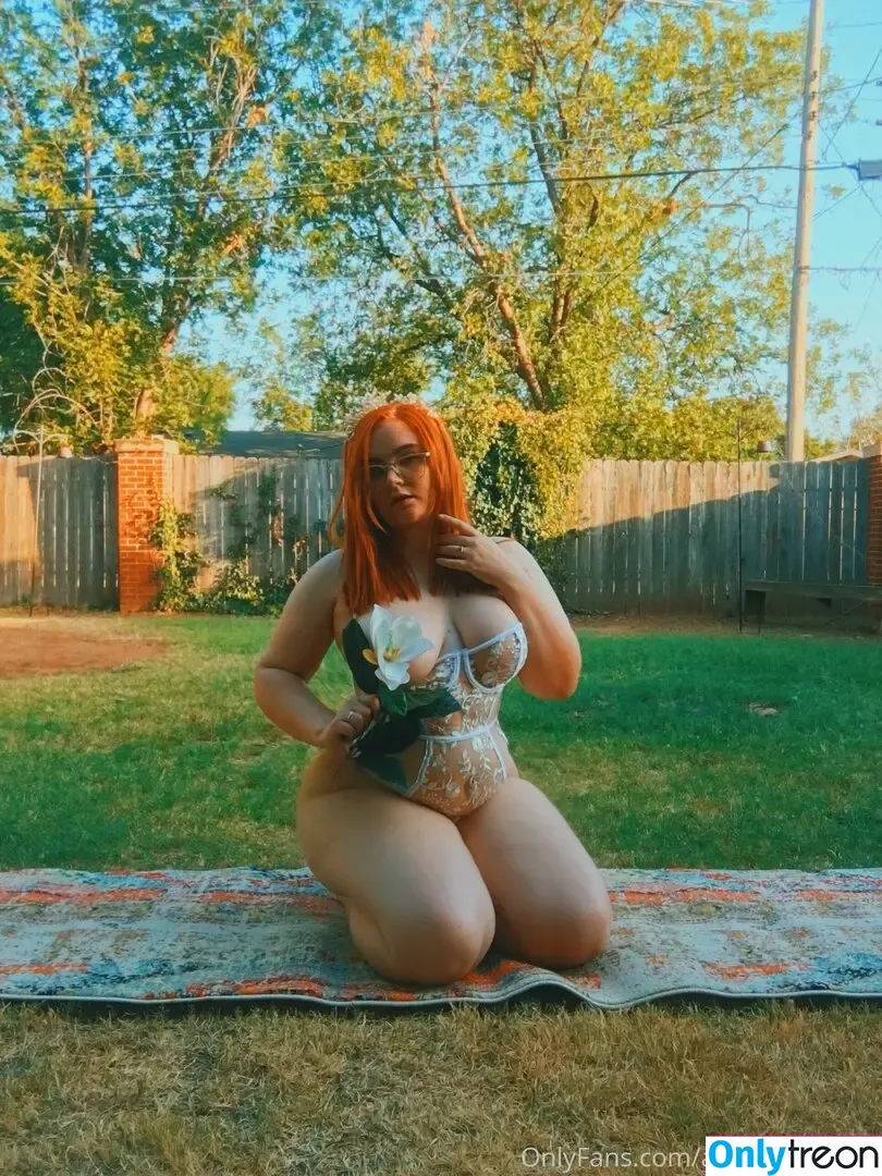 Allisonivyx голая photo #0285 (allisonivymusic)
