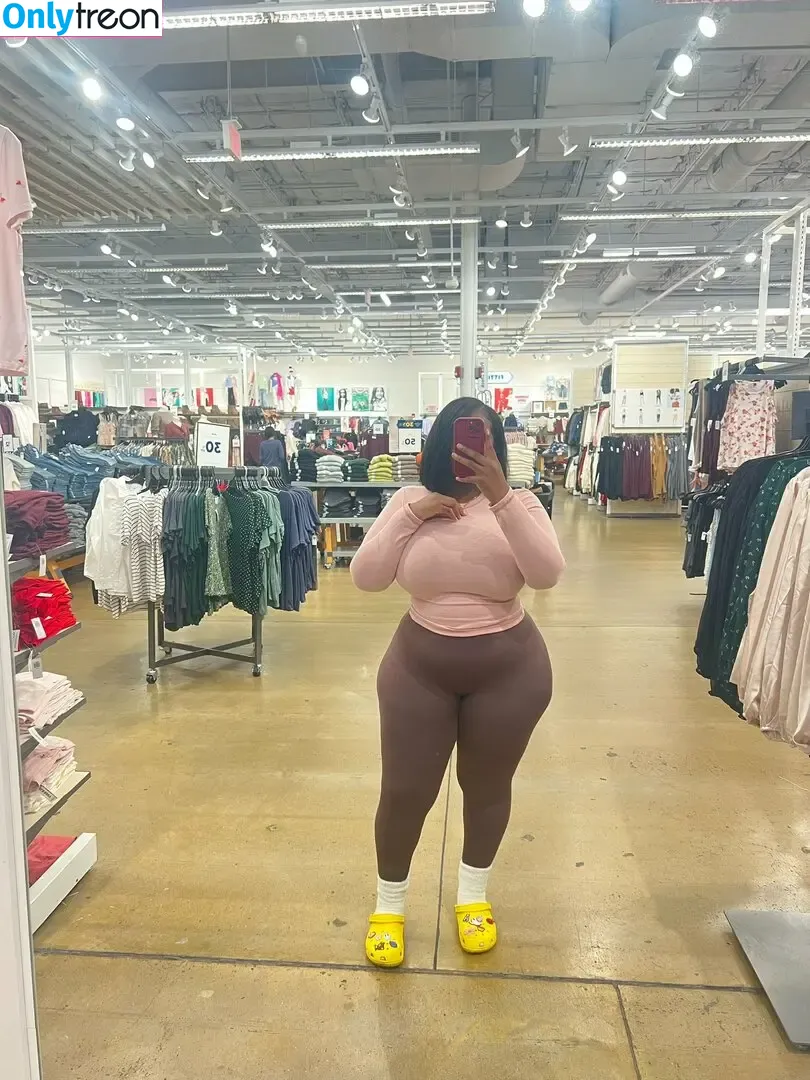 Allohhhh nude photo #0039 (Allimaru / all.o / allypoohhhh)