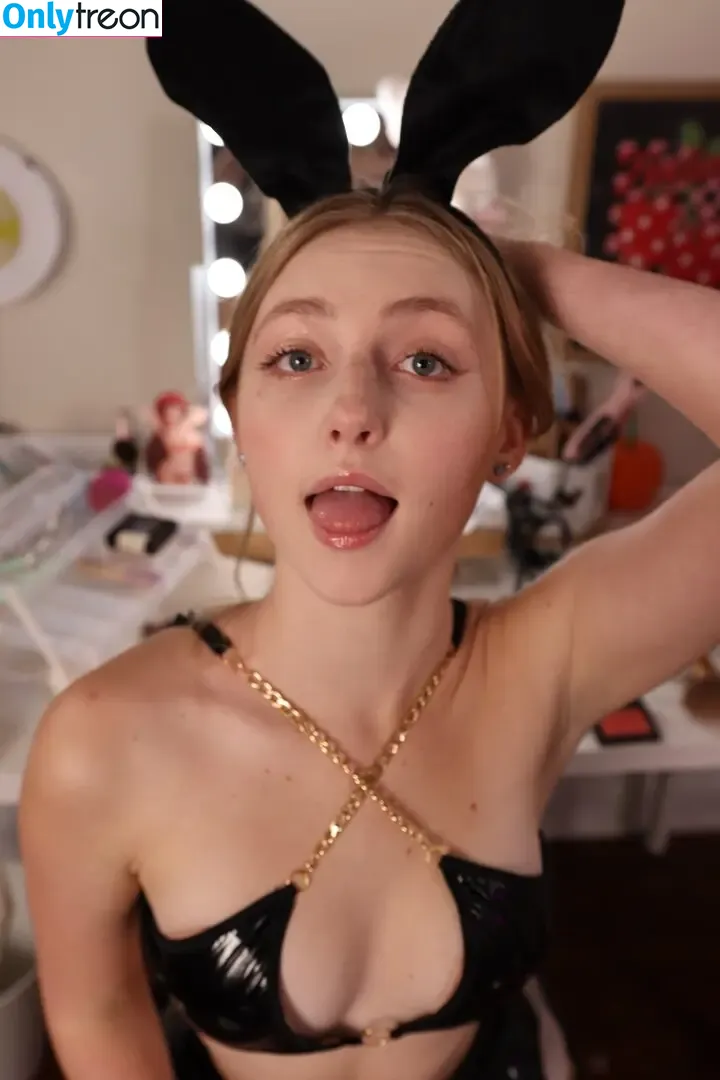 allthingsbunnyy nude photo #0192 (_reyyxx / xrey_1 / xrey__1)