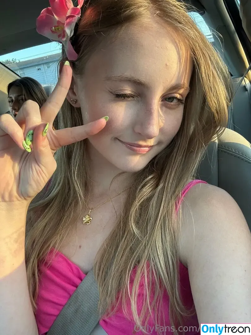 allthingsbunnyy nude photo #0351 (_reyyxx / xrey_1 / xrey__1)