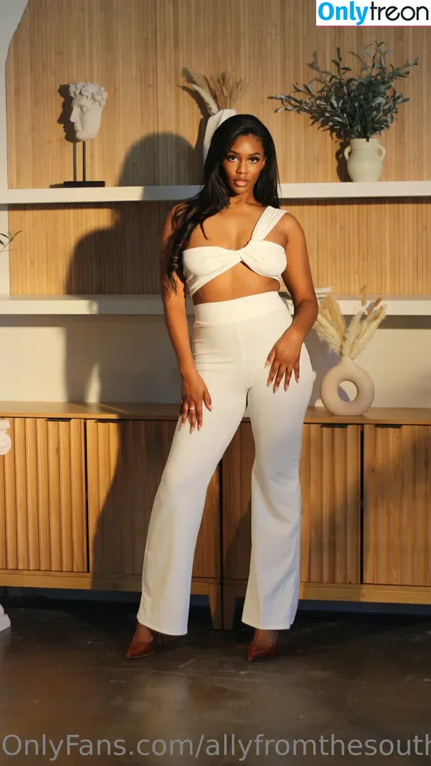 allyfromthesouth nude photo #0100 (allyfromthesouth)