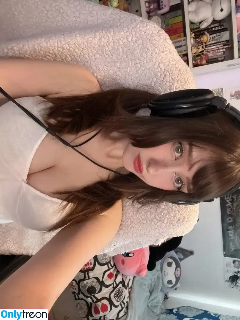Allykitti голая photo #0227 (ally_katt / allykitti_ / crywink_)