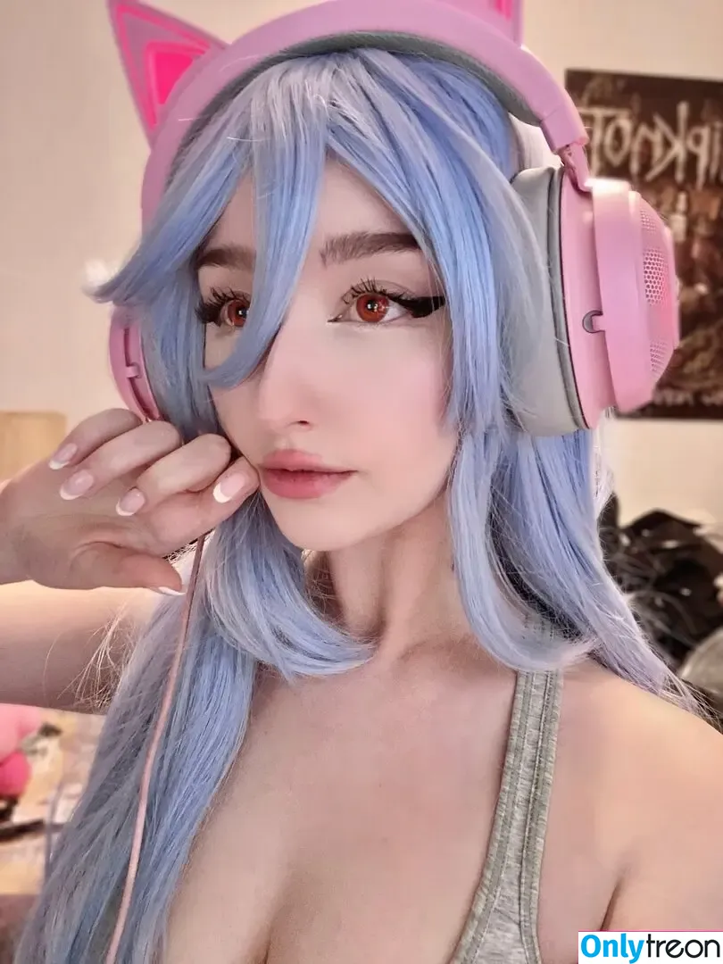 Allykitti nude photo #0243 (ally_katt / allykitti_ / crywink_)