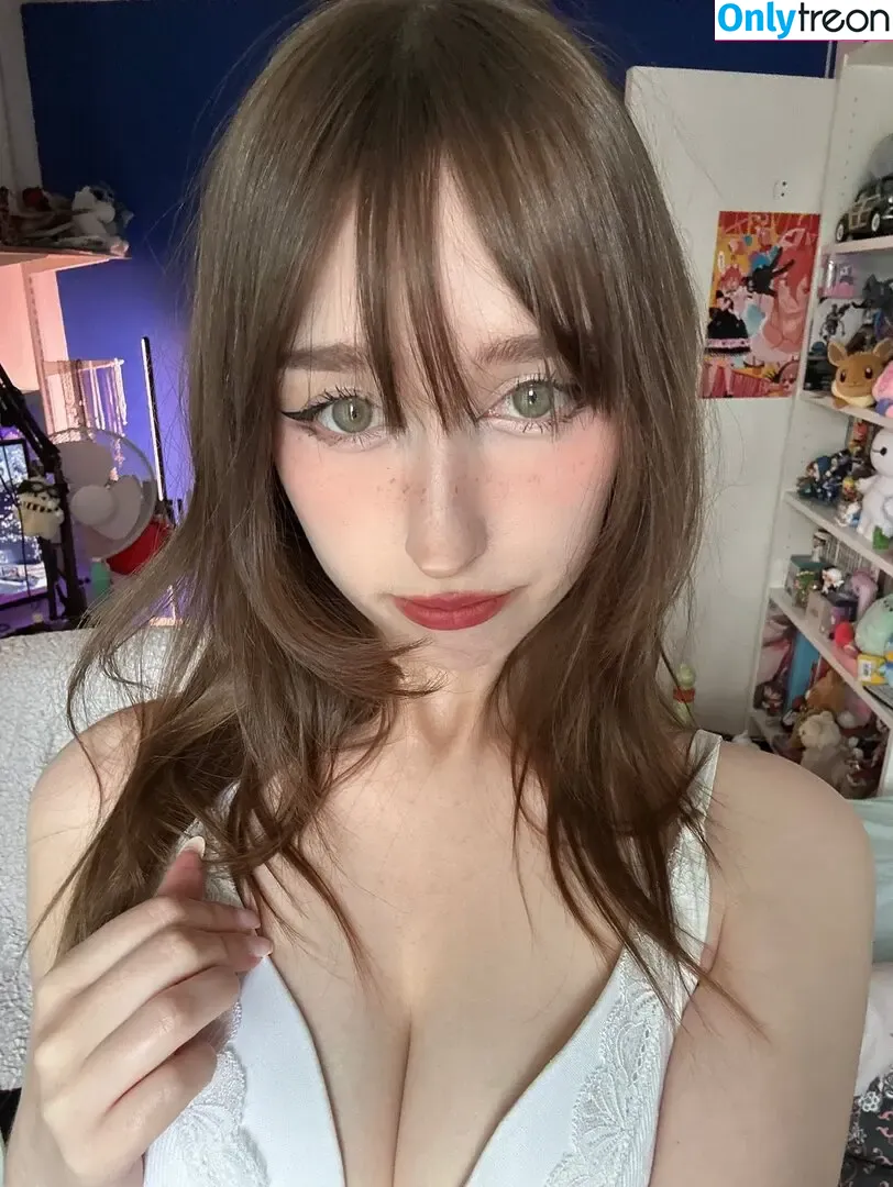 Allykitti голая photo #0249 (ally_katt / allykitti_ / crywink_)