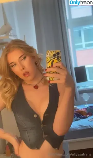  nude photo #0009