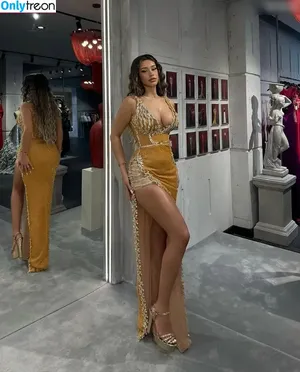Almira Azemi / almirra.az nude photo #0069