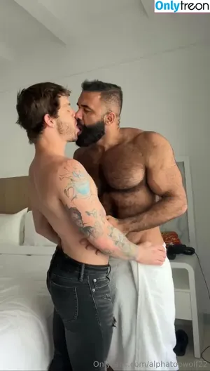 alphatopwolf22 / alphawolfcvlt nude photo #0026