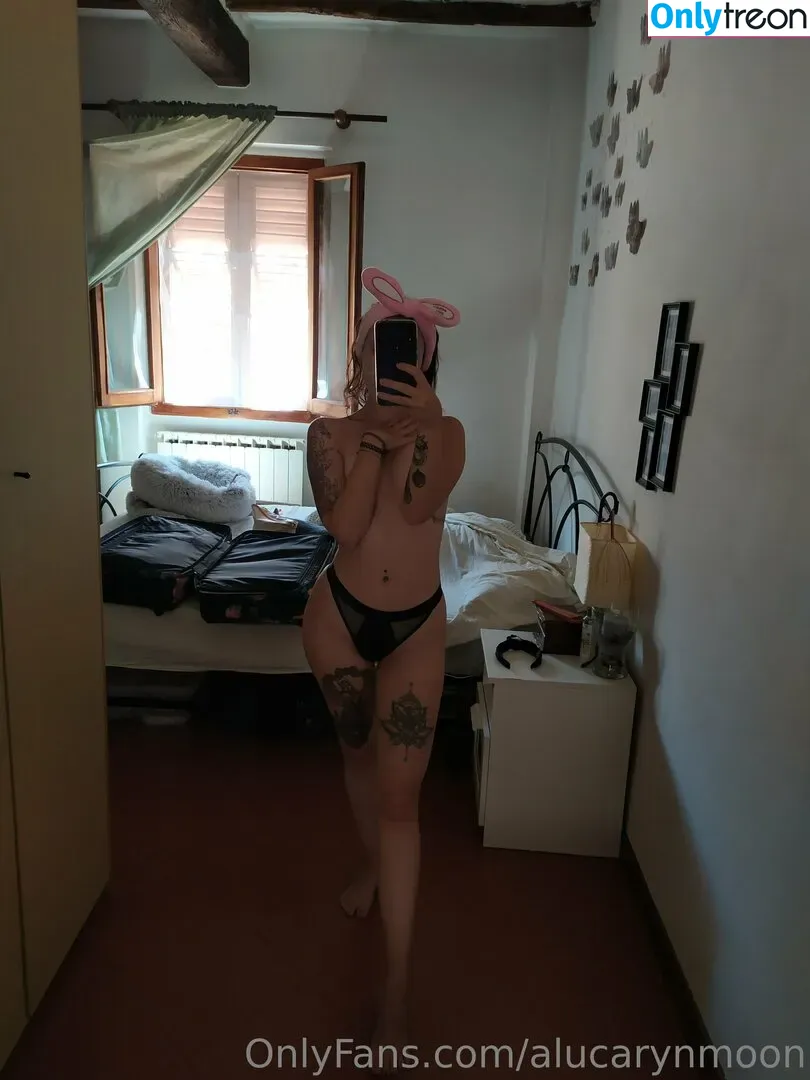 alucarynmoon nude photo #0002 (alucarynmoon)