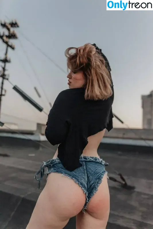 alvrmur nude photo #0003 (ally_purr / alvr.mr / sensitive content альверки)