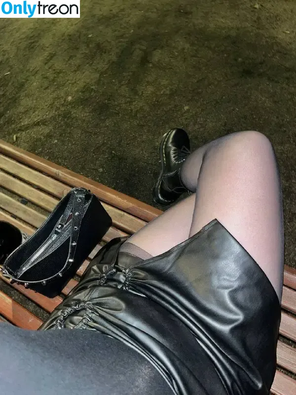 alvrmur nude photo #0014 (ally_purr / alvr.mr / sensitive content альверки)