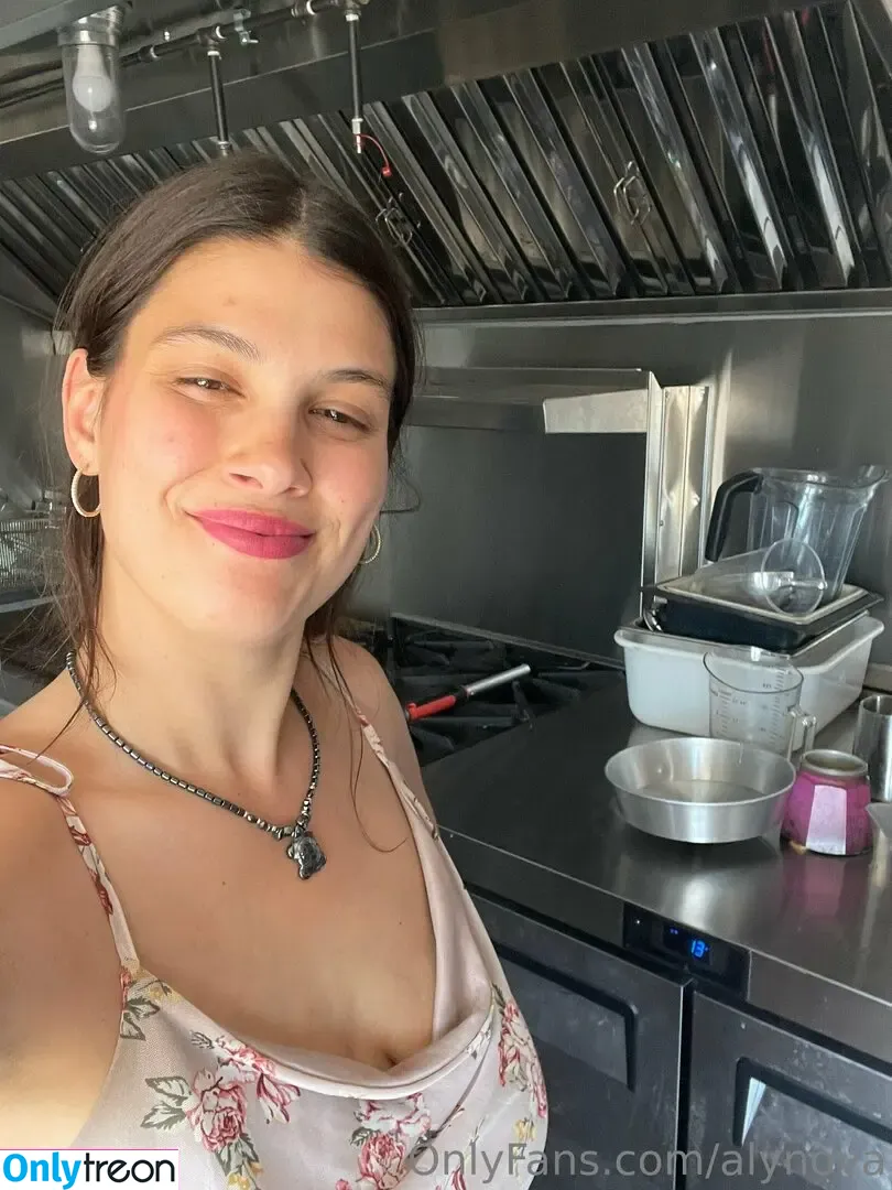 Aly Nova nude photo #0001 (alynova / alynovapro)