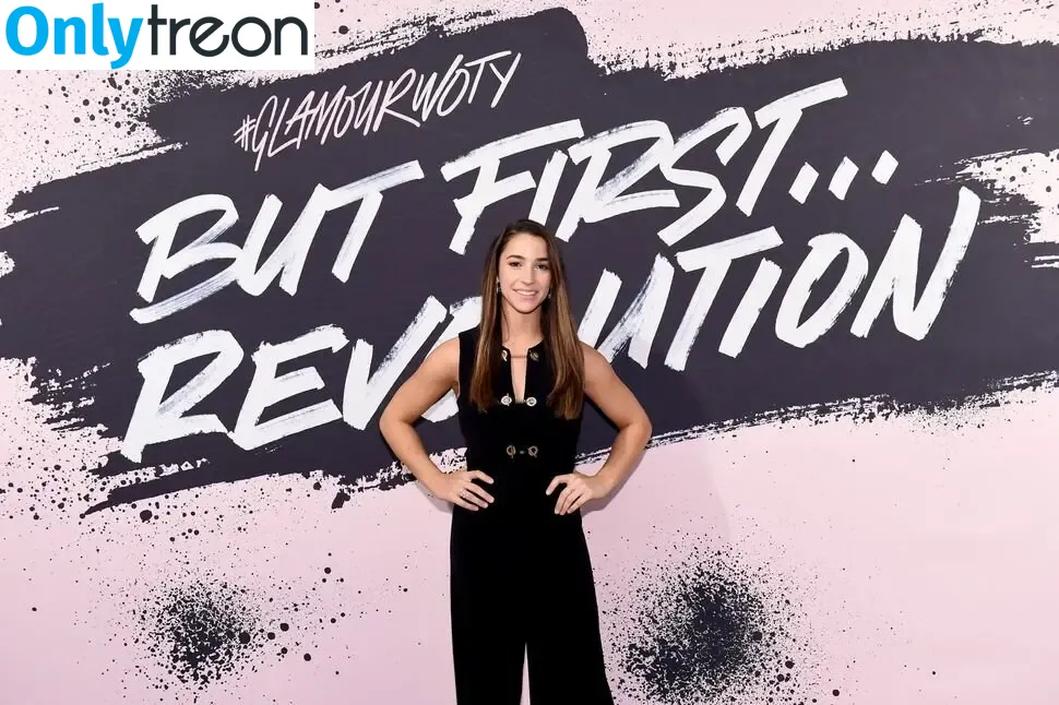 Aly Raisman голая photo #0418 (alyraisman)