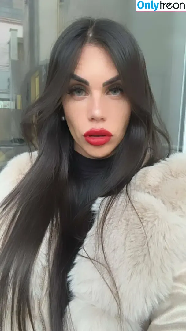 aly_ts голая photo #0590 (alyjofficial / 💜𝓐𝓵𝔂💜)