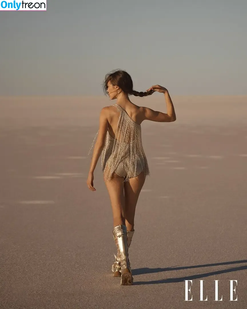 Alycia Debnam Carey nude photo #1340 (DebnamCarey / alyciajasmin)