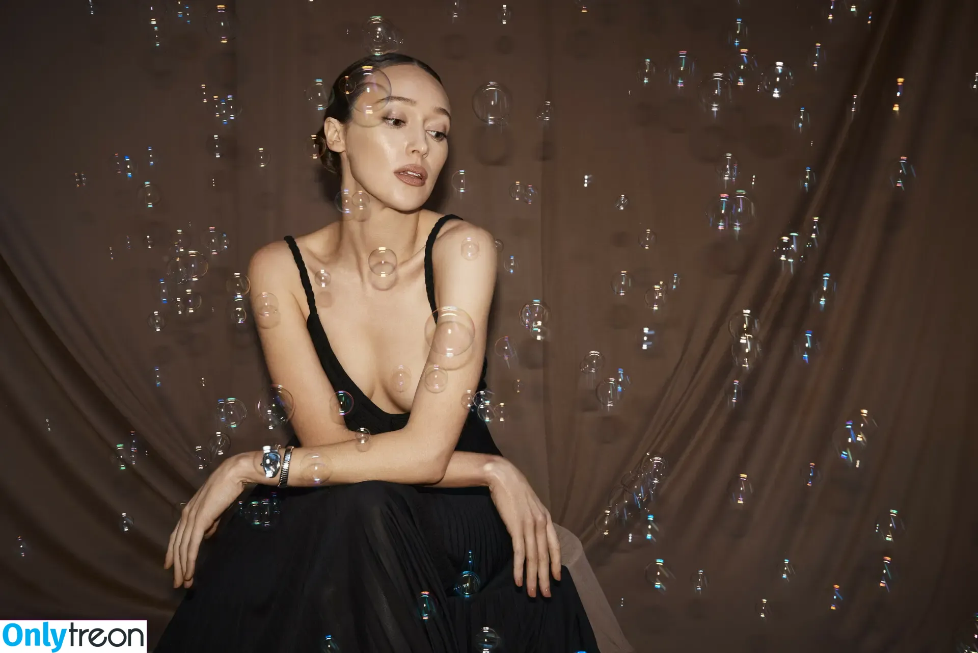 Alycia Debnam Carey nude photo #1424 (DebnamCarey / alyciajasmin)