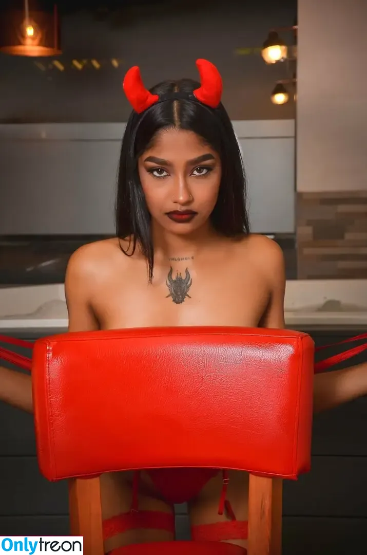 Alykas_ nude photo #0010 (alyka22 / alykas04)