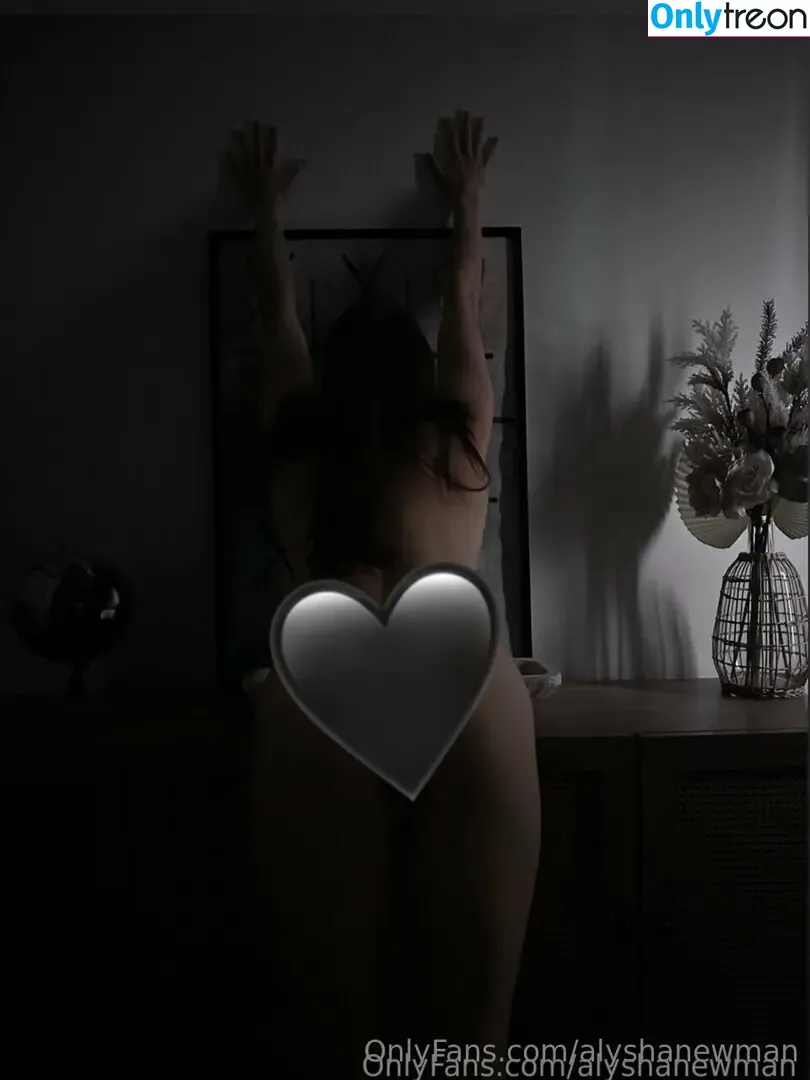 Alysha Newman nude photo #0296 (alyshanewman)