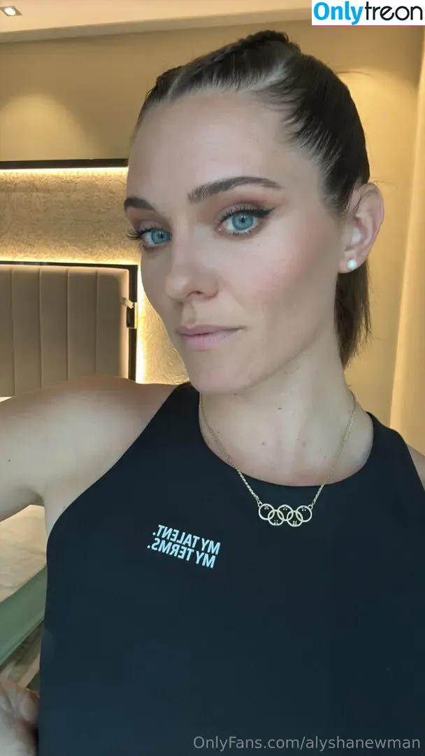 alyshanewman nude photo #0121 (alyshanewman)