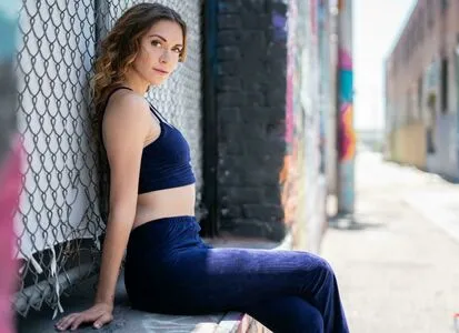 Alyson Stoner / alysonstoner фото голая #0072