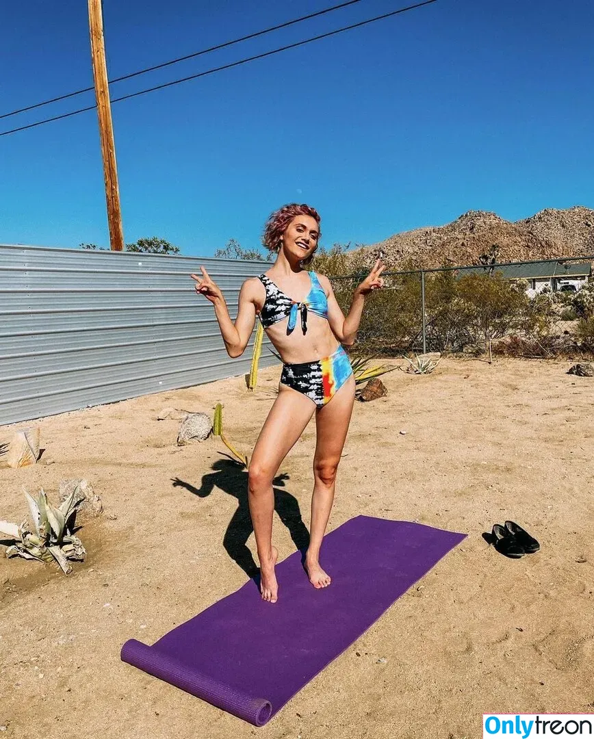Alyson Stoner nude photo #0033 (alysonstoner)