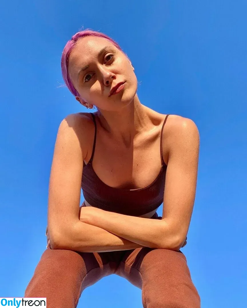 Alyson Stoner nude photo #0037 (alysonstoner)