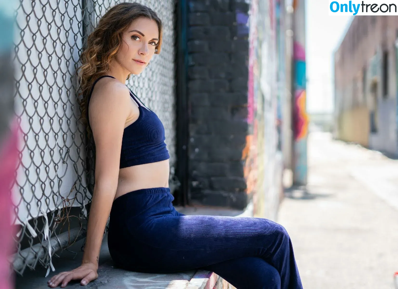 Alyson Stoner nude photo #0072 (alysonstoner)