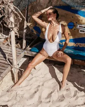 Alyssa Arce / alina770 / miss_alyssaarce / missalyssaarce фото голая #0433