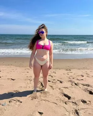 Alyssa Cleversey / lyss.fits фото голая #0106