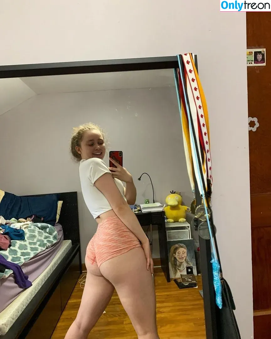 Alyssa Cleversey голая photo #0002 (lyss.fits)