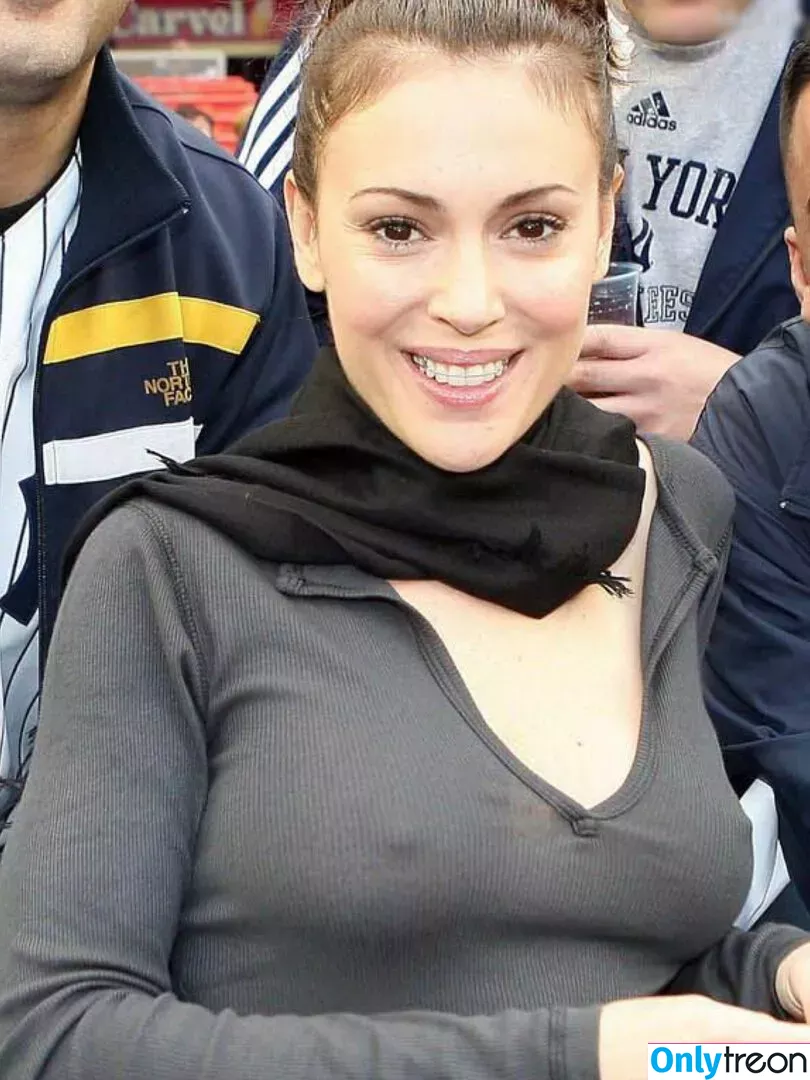 Alyssa Milano голая photo #0556 (alyssa_milano / milano_alyssa / milanoxxx)