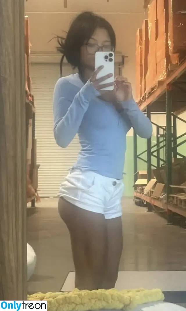 Alyssa Silos nude photo #0384 (Alythuh)