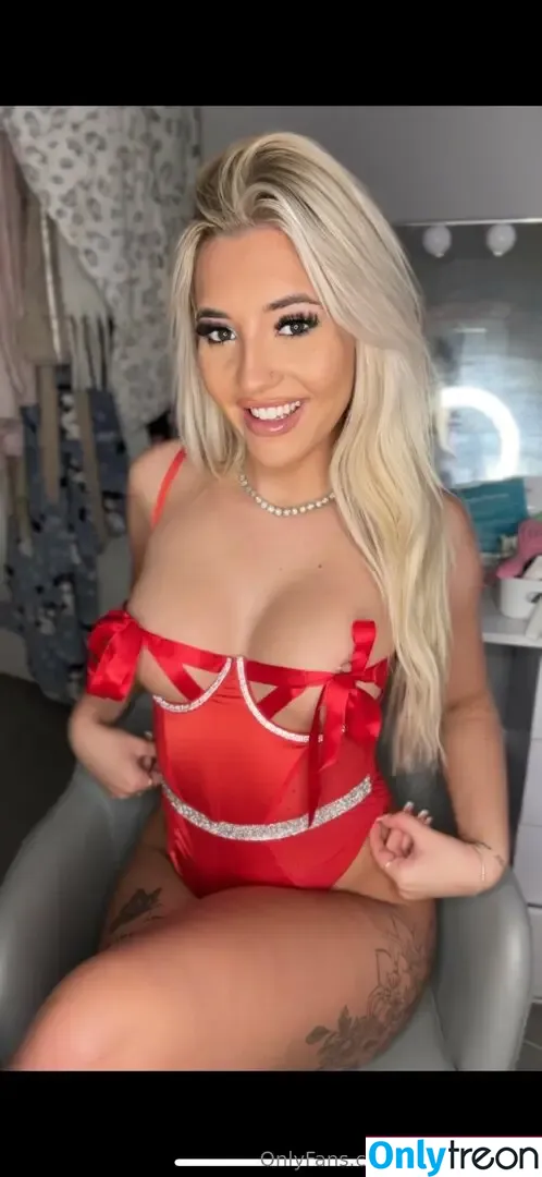 Alyssajessciax nude photo #0056 (alyssaxbaby)