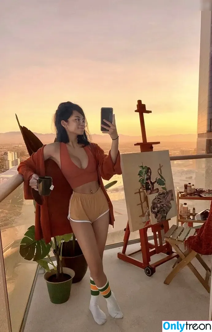 Alythuh nude photo #0020 (Alythuh)