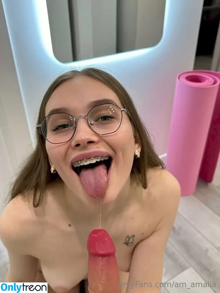 am_amalia nude photo #0011 (am_amalia)