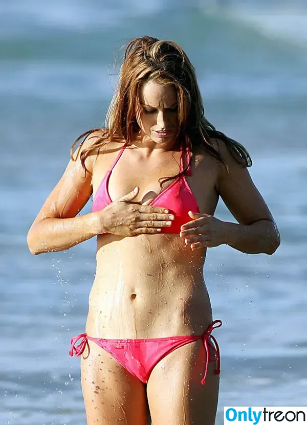 Amanda Beard nude photo #0017 (AmandaRayBeard)