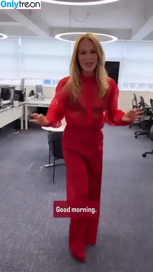 Amanda Holden / amanda_holden / noholdenback nude photo #2785