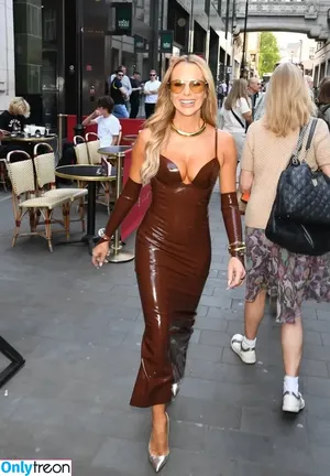 Amanda Holden / amanda_holden / noholdenback фото голая #2943