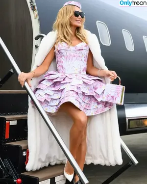 Amanda Holden / amanda_holden / noholdenback nude photo #2960
