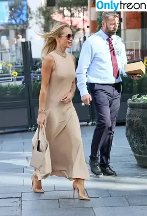 Amanda Holden / amanda_holden / noholdenback nude photo #3377