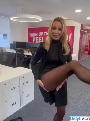 Amanda Holden / amanda_holden / noholdenback nude photo #3419
