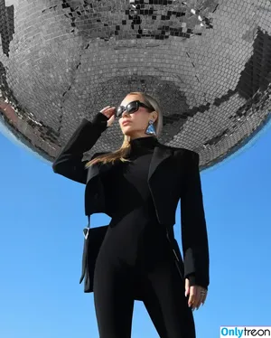 Amanda Holden / amanda_holden / noholdenback фото голая #3482