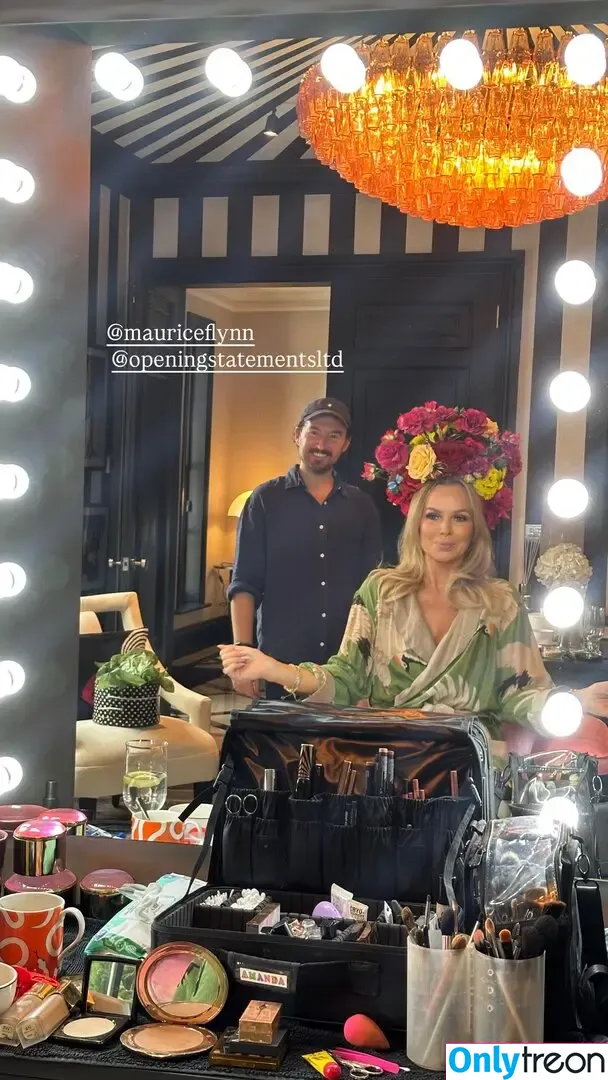 Amanda Holden голая photo #3324 (amanda_holden / noholdenback)