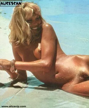 Amanda Lear / amanda.lear nude photo #0001