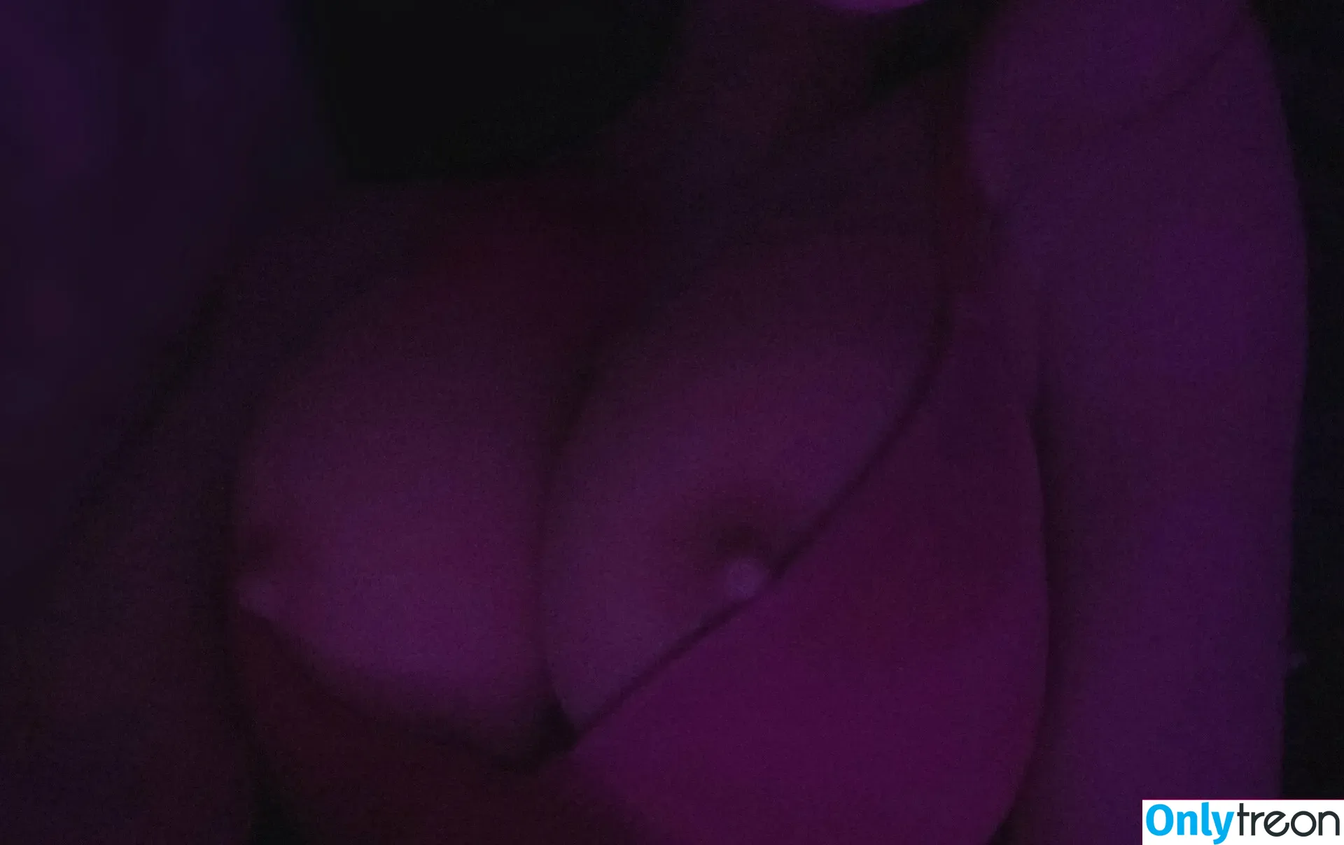 Amanda Peaches голая photo #0179 (Amanda.1891 / mandapeachy / peacheswhore / tinysmolfairy)