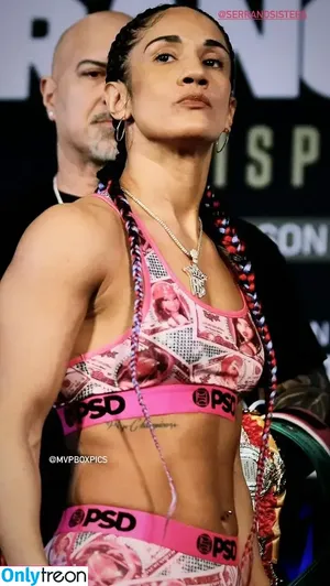 Amanda Serrano / Puerto Rican Boxer / serranosisters nude photo #0091
