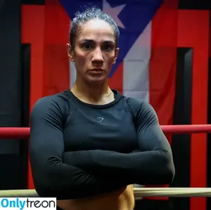 Amanda Serrano / Puerto Rican Boxer / serranosisters nude photo #0140