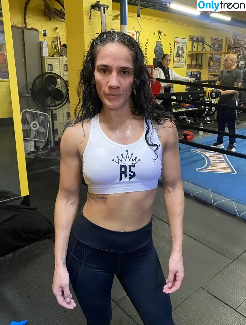 Amanda Serrano nude photo #0019 (Puerto Rican Boxer / serranosisters)