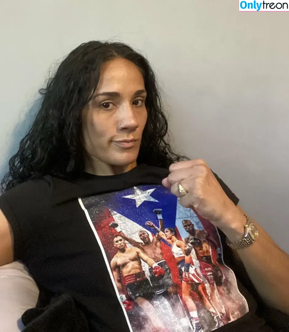 Amanda Serrano nude photo #0050 (Puerto Rican Boxer / serranosisters)